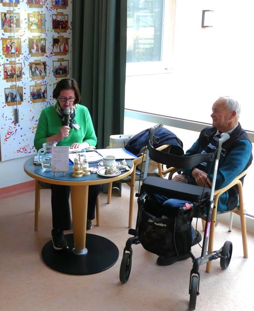 Karin Neuböck beim Vorlesen